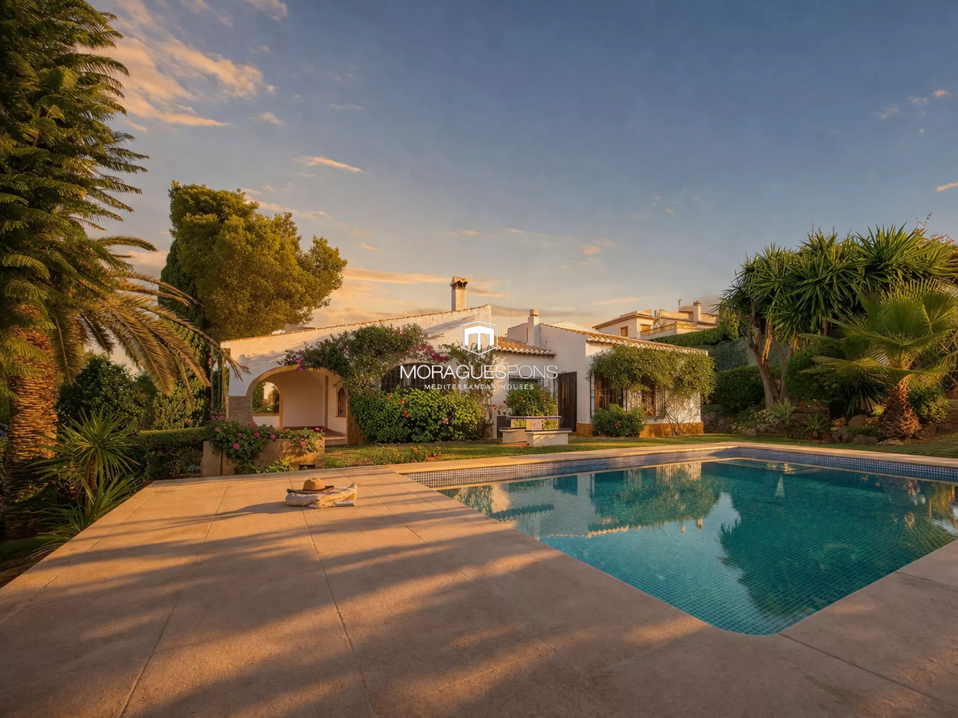 Villa for Sale in El Tosalet, Jávea - 1/36