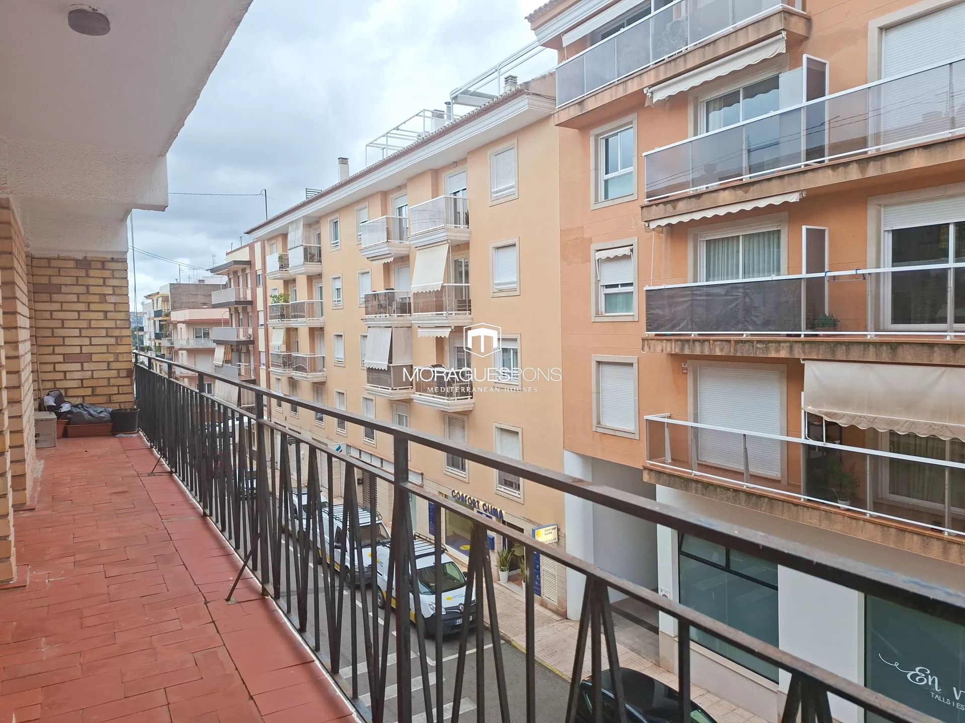 Image 15 of 15