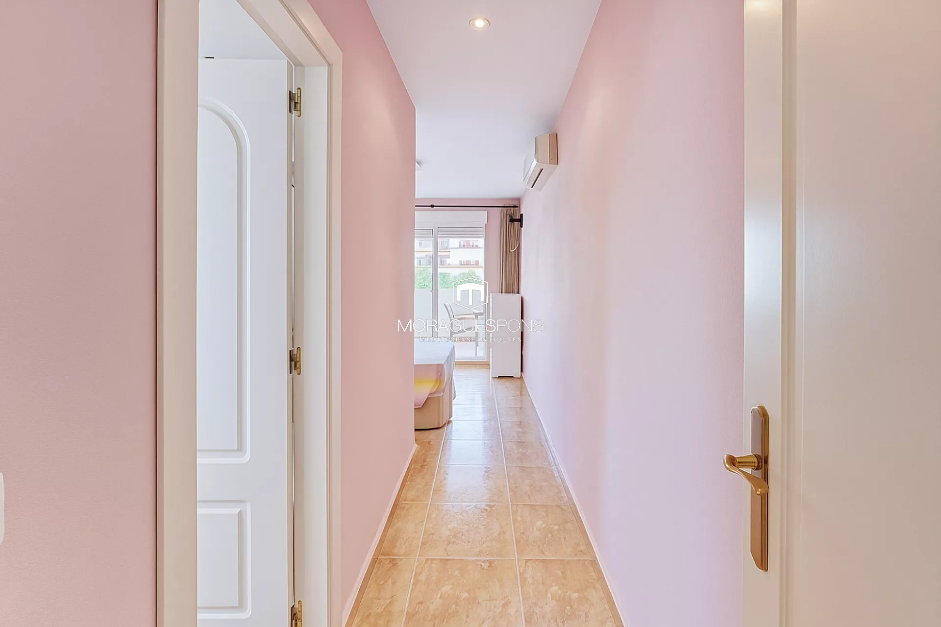 Image 14 of 27