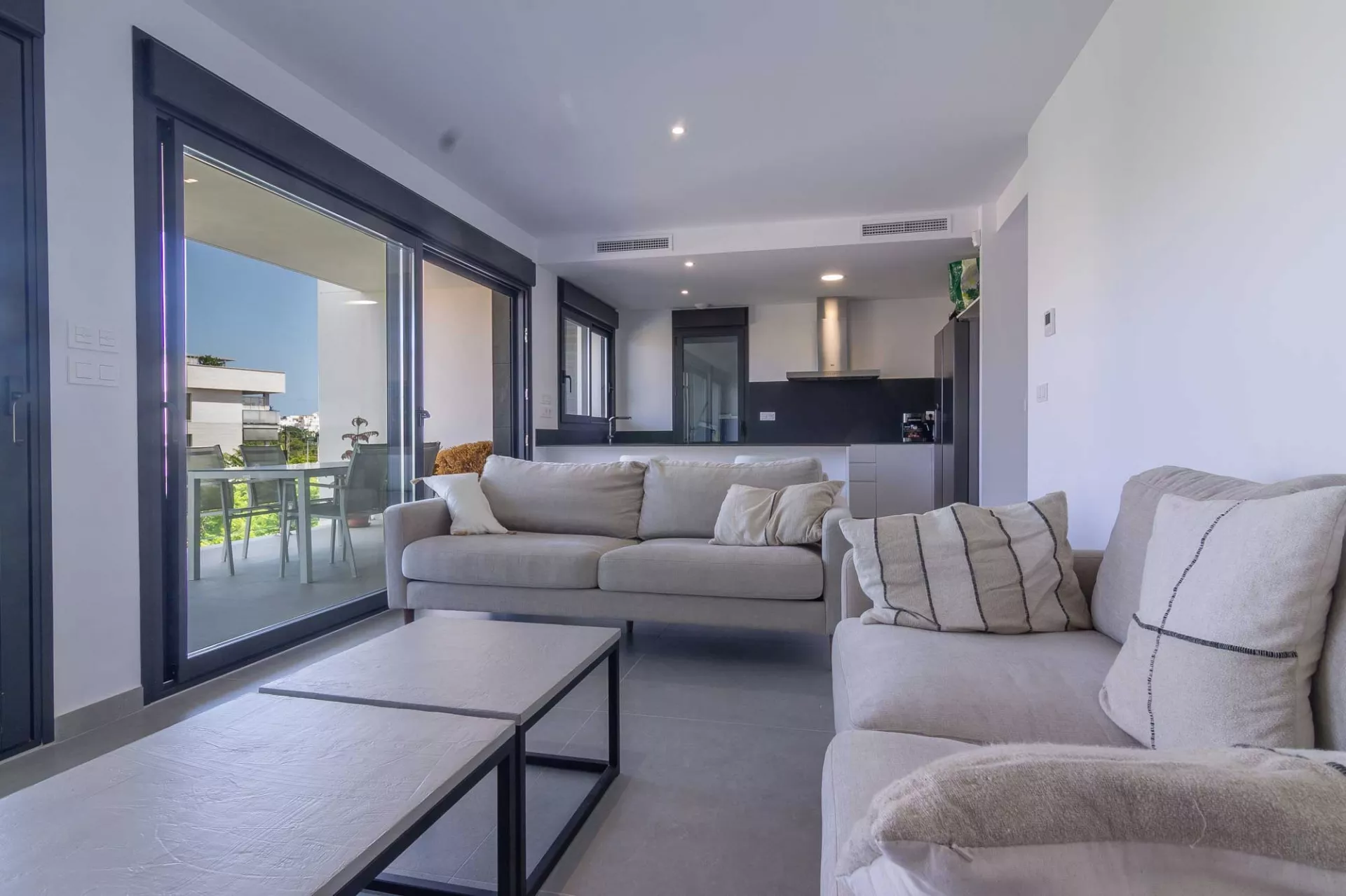 Seasonal rental in El Arenal: available from September to June - 5/11