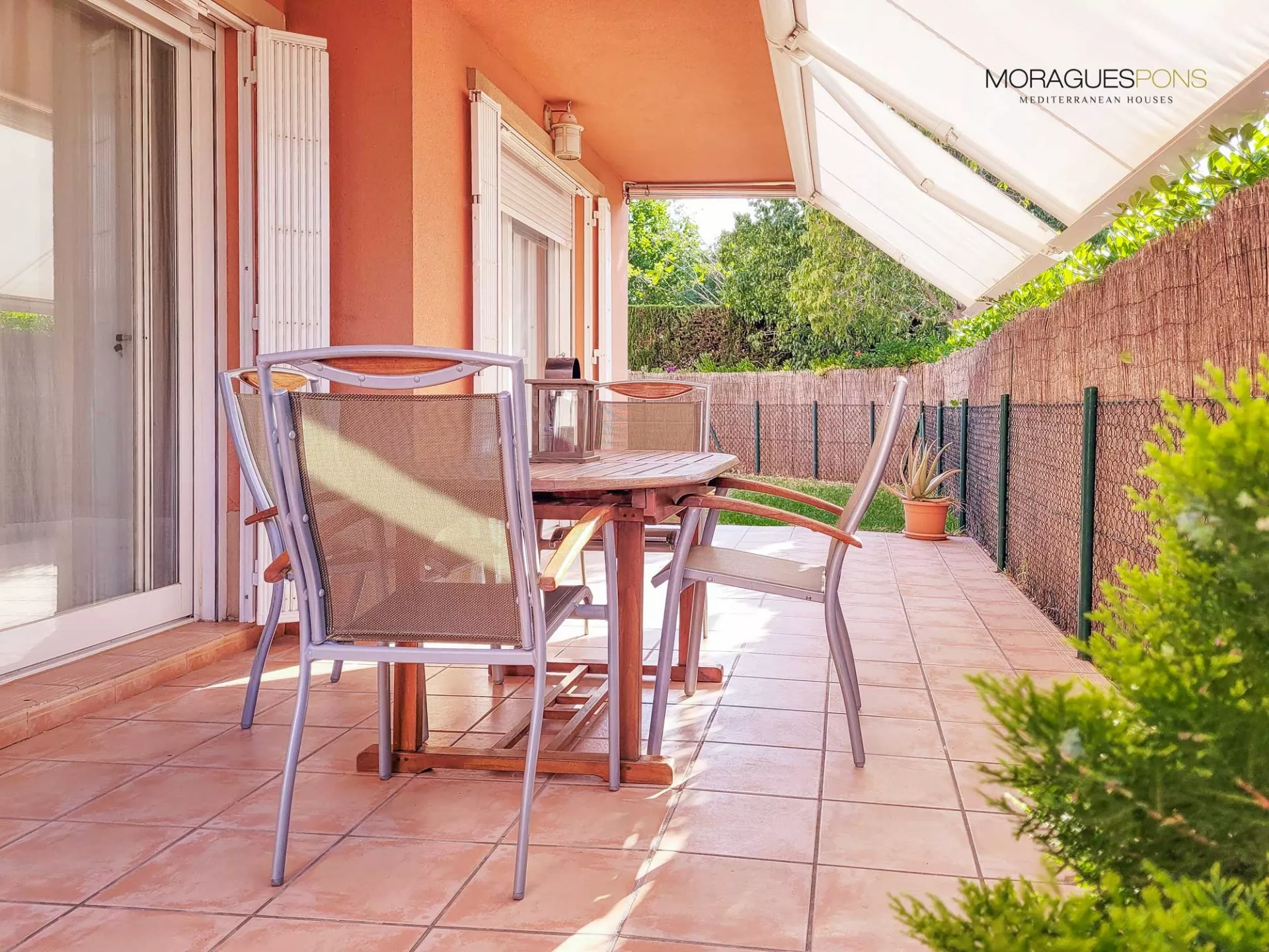 Appartement au rez-de-chaussée de l'Avenida Augusta à Jávea en location saisonnière de septembre 24 à juin 25. - 1/13