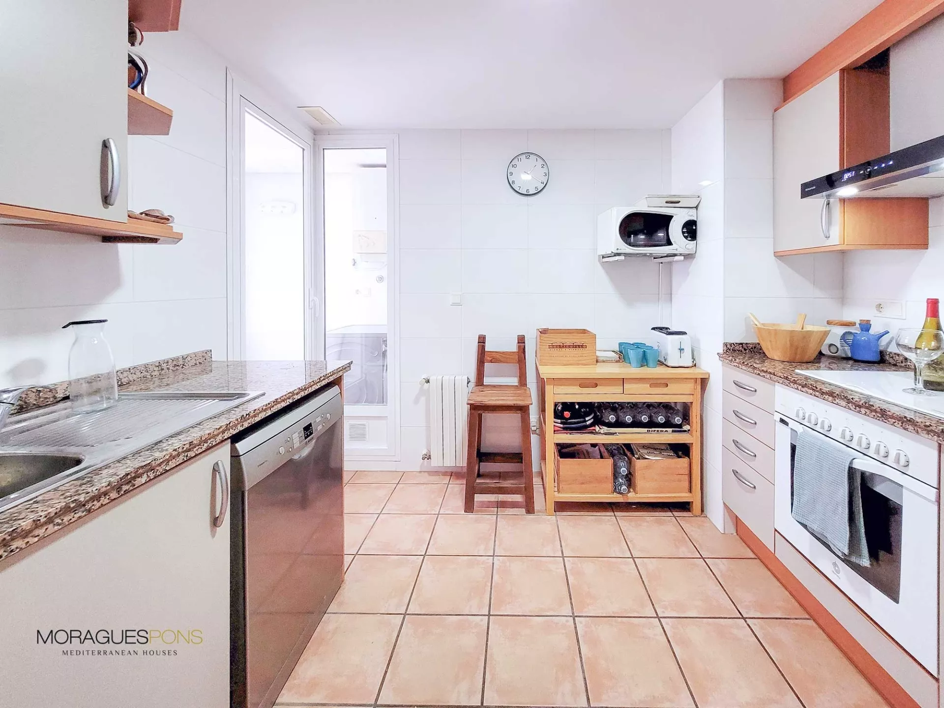 Appartement au rez-de-chaussée de l'Avenida Augusta à Jávea en location saisonnière de septembre 24 à juin 25. - 5/13