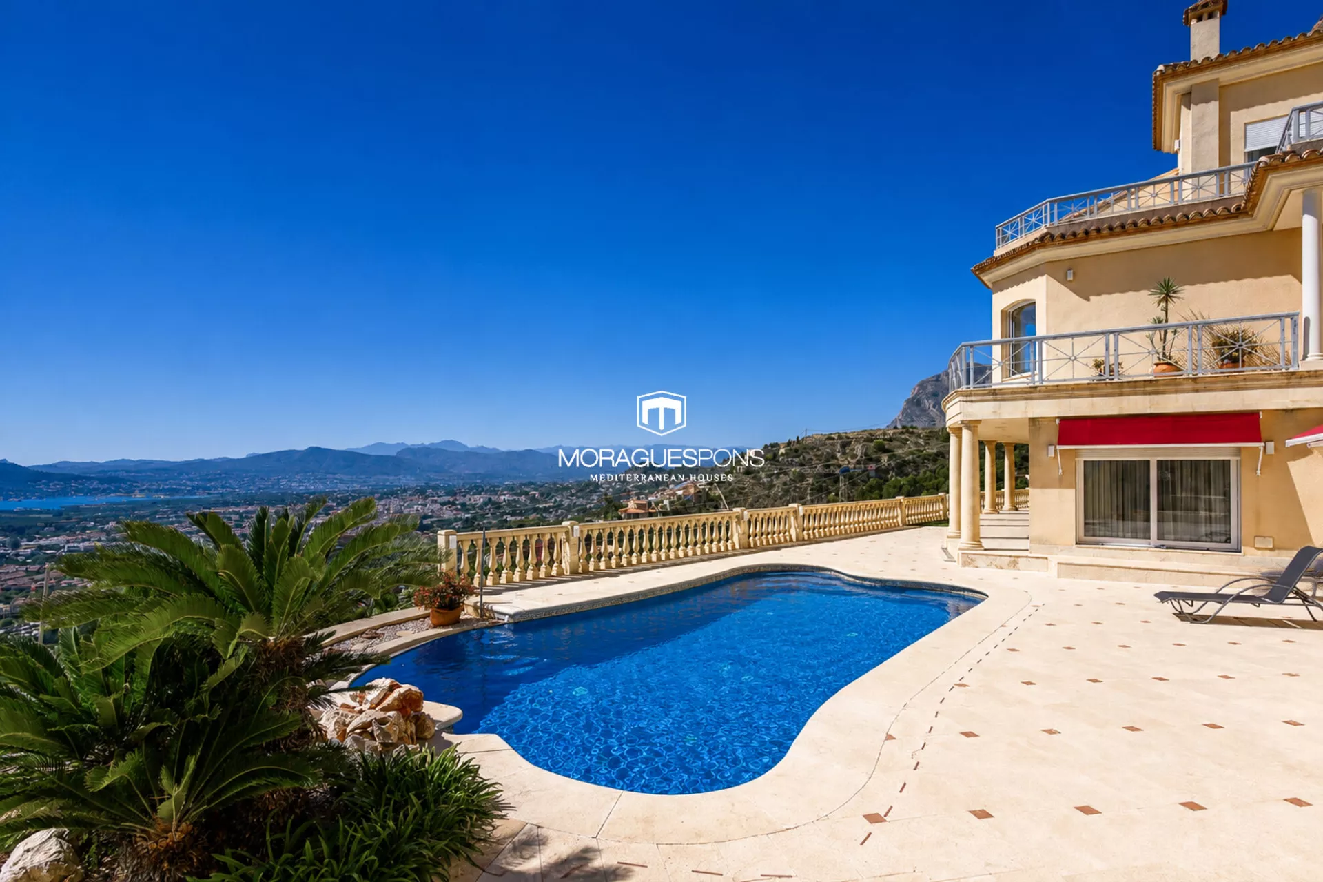 Villa de lujo con vistas al mar en Jávea - 3/39