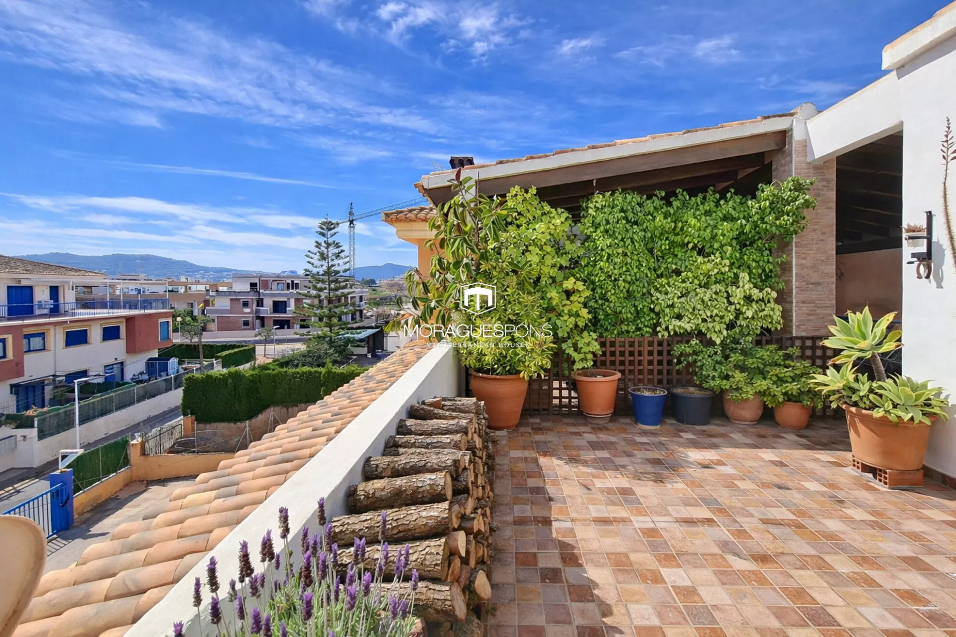 Onafhankelijk penthouse met groot terras van 55 m² in Jávea - 2/28