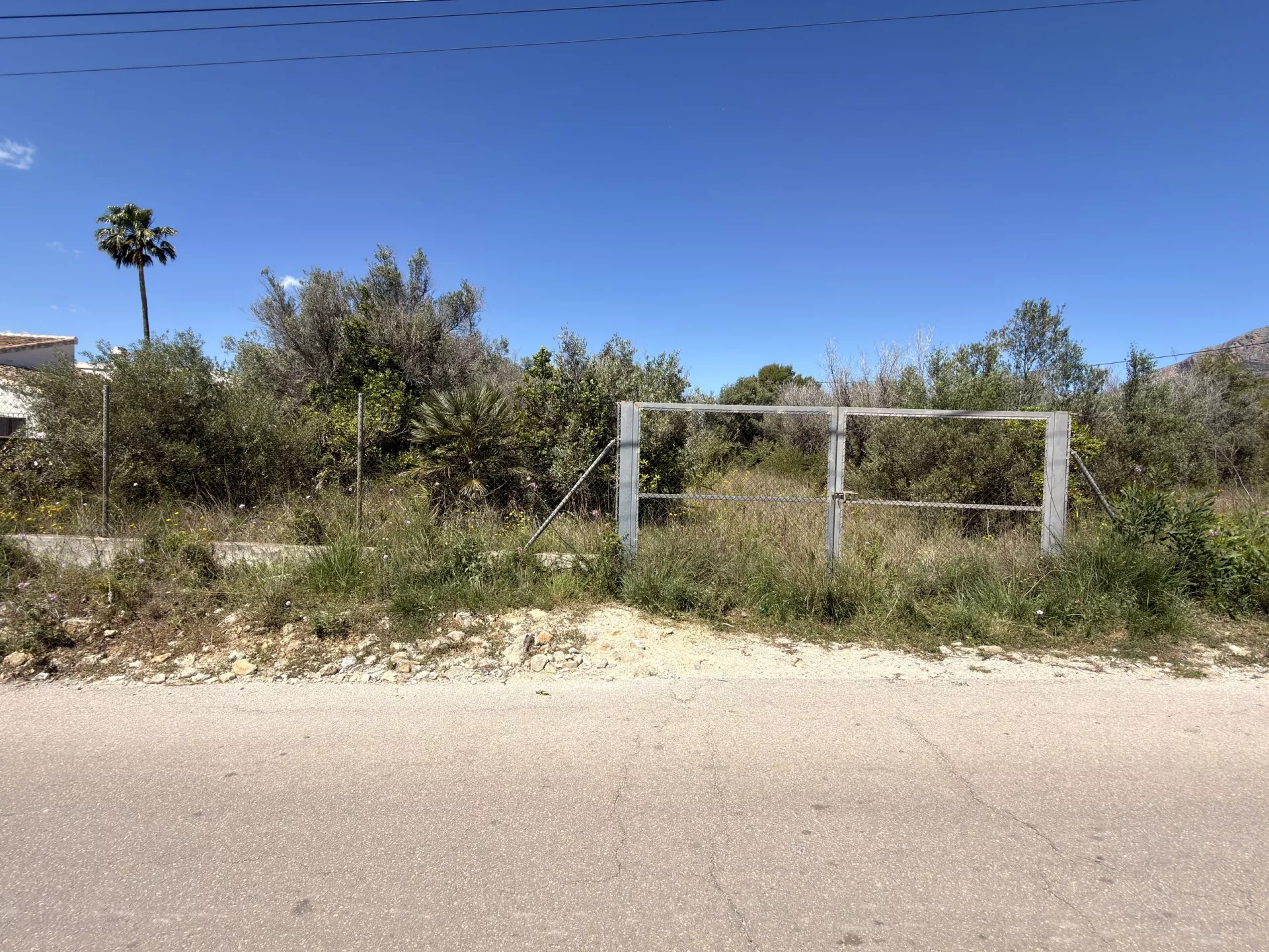 TERRAIN URBAIN EXCLUSIF DANS LE MONTGÓ DE JÁVEA