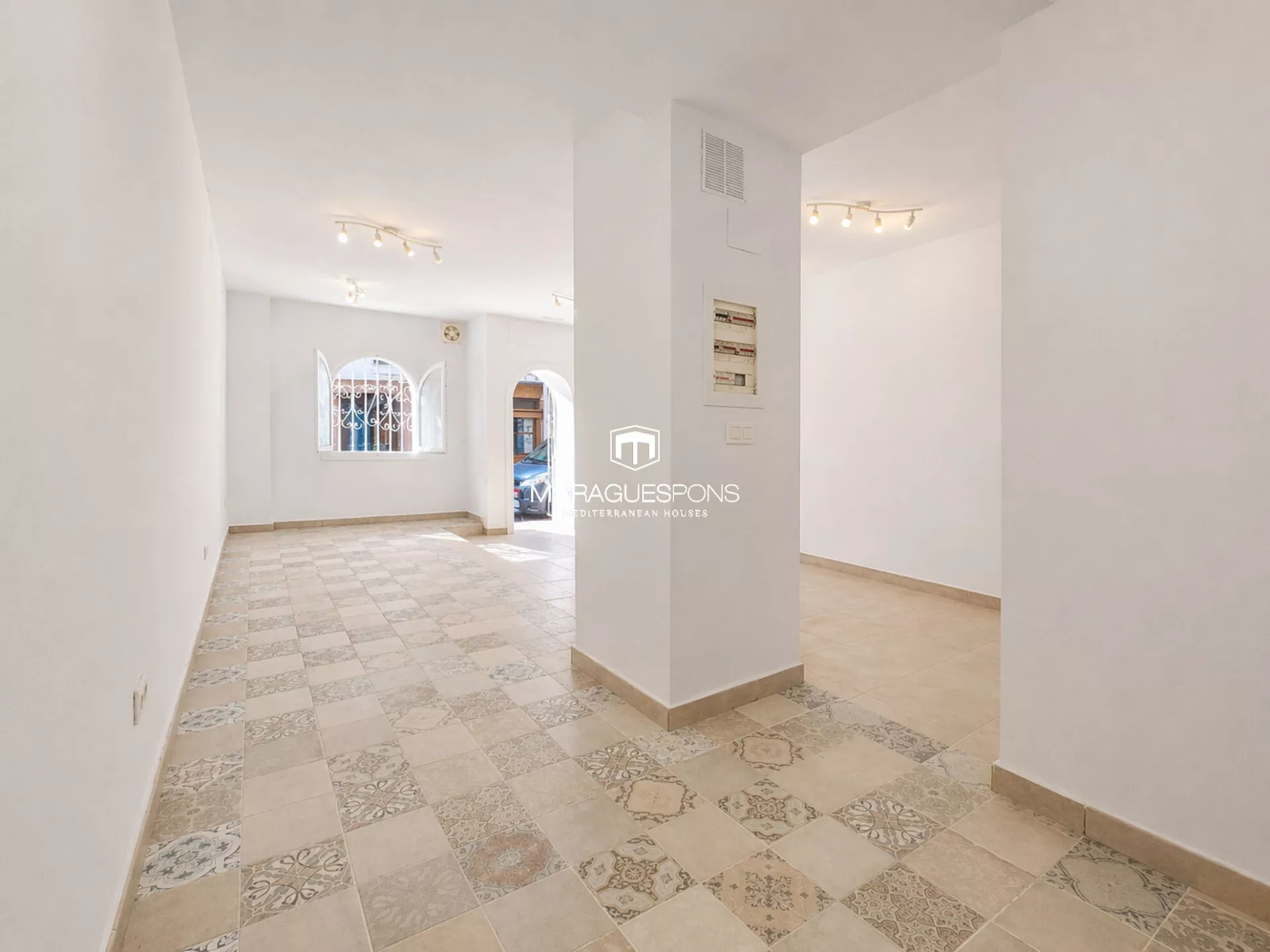 Local commercial à louer au Port de Jávea / Xàbia - 5/12