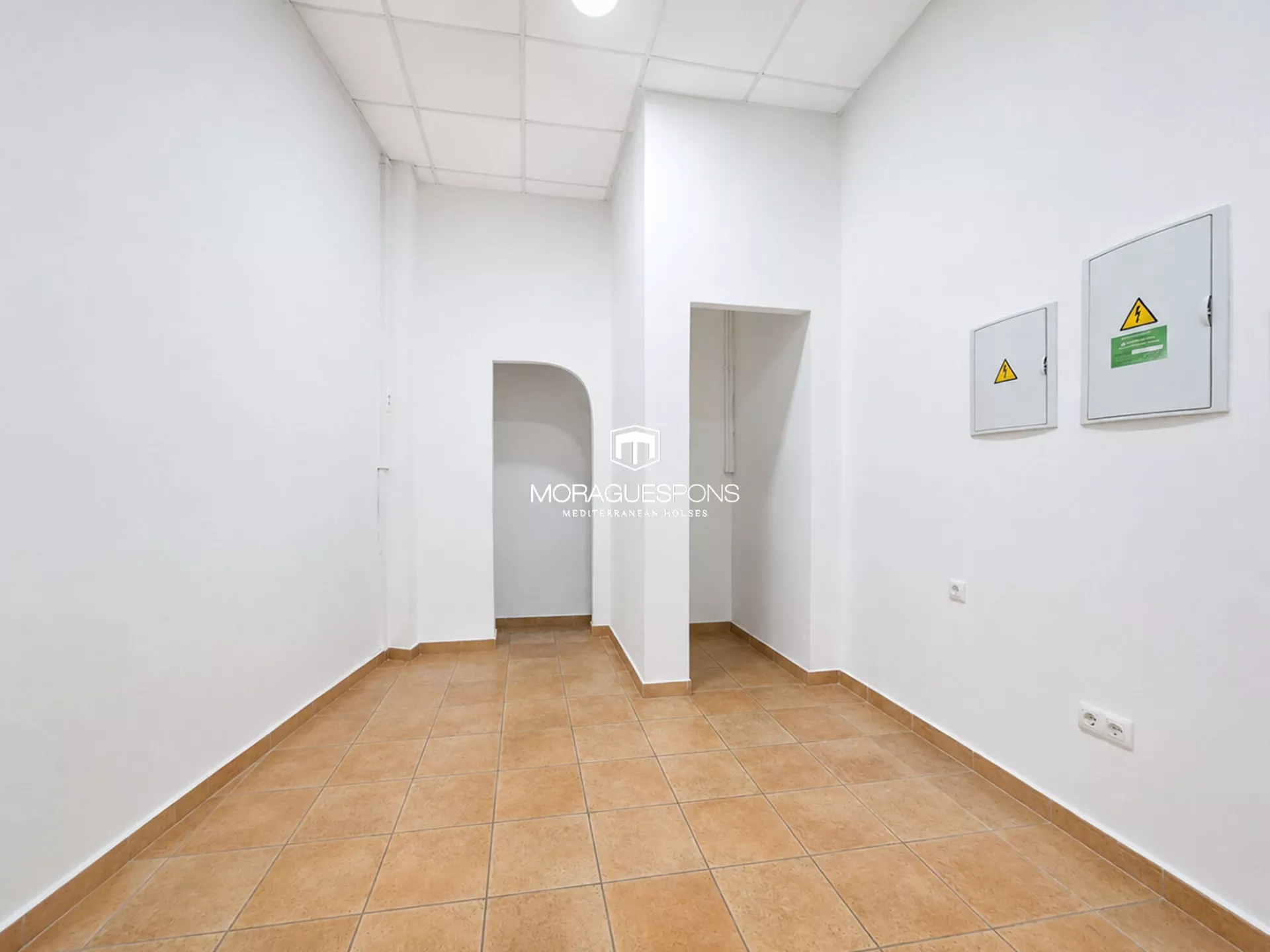 Image 10 of 13