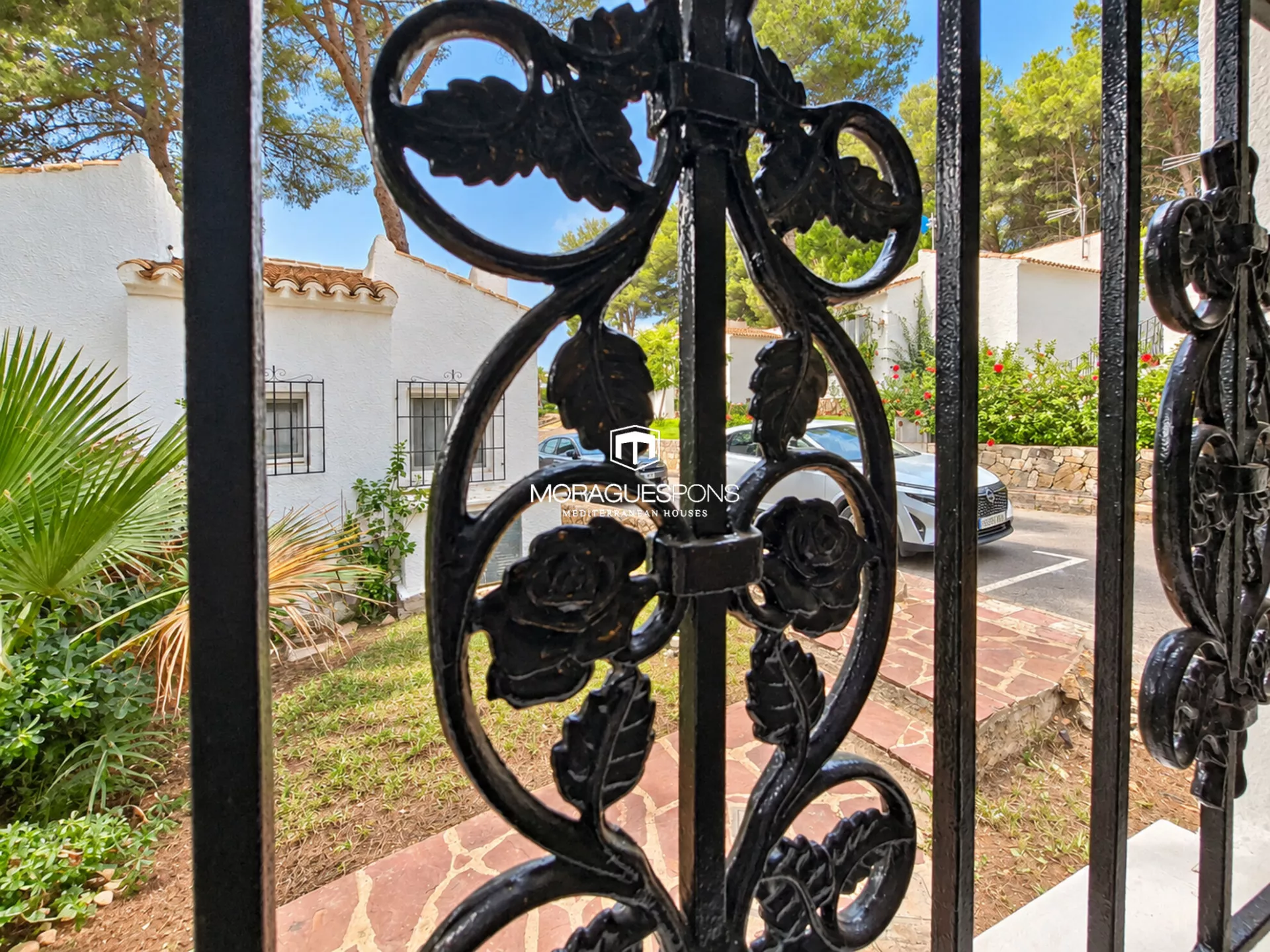 Image 15 of 25