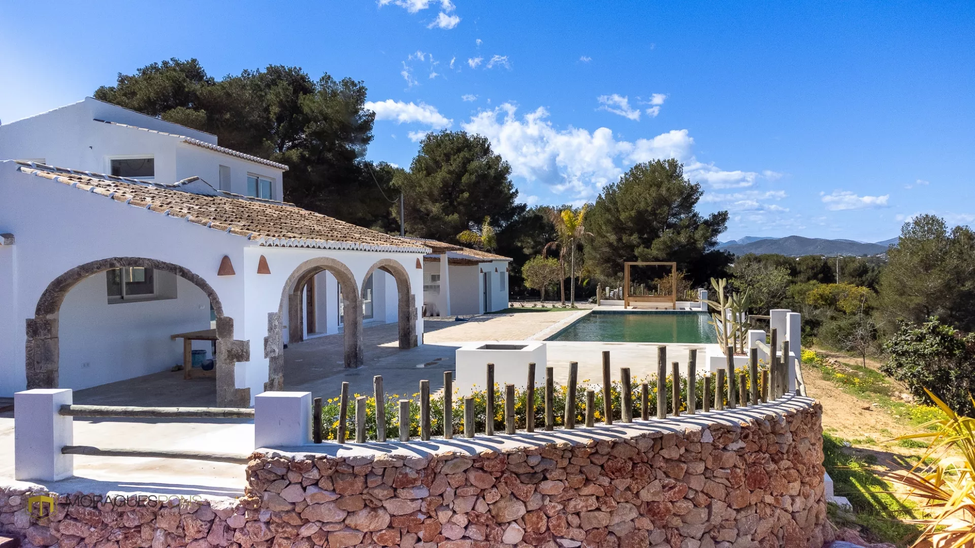 Mediterranean style villa in Jávea - 1/25