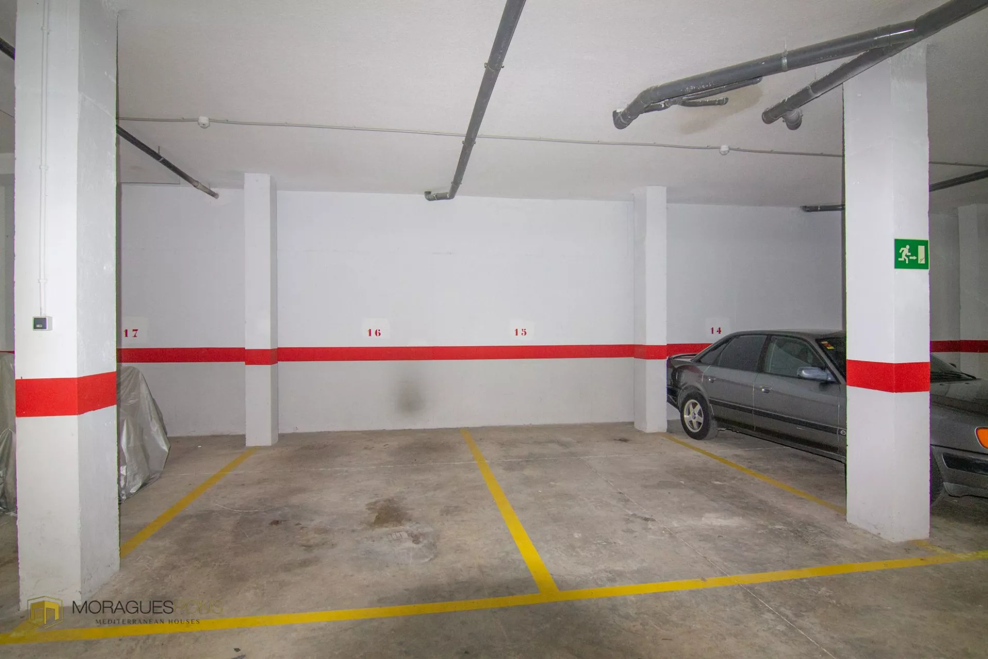 Plaza de parking a la venta en zona Pou del Moro - 1/1