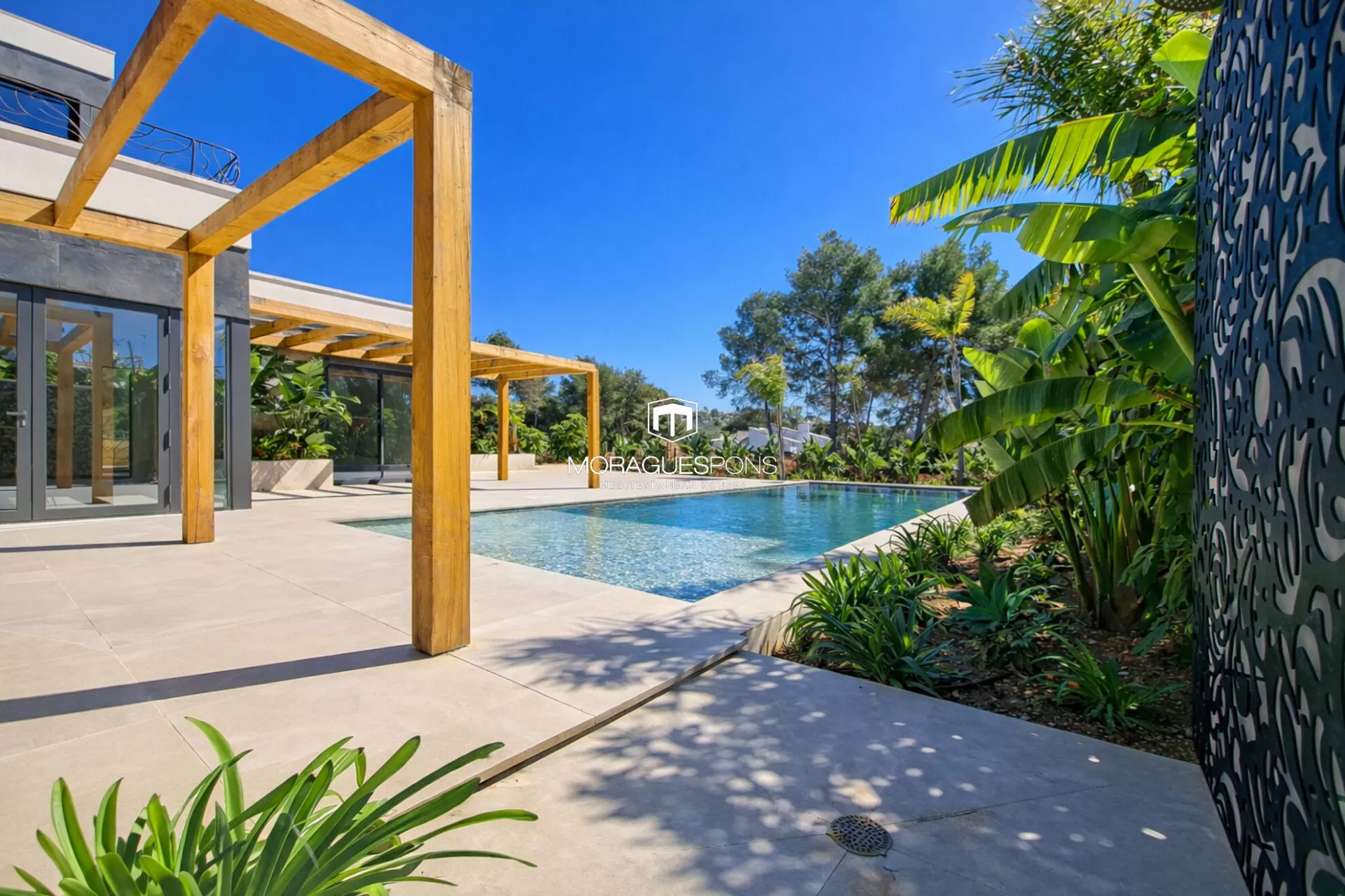 Villa for sale in La Guardia Park Jávea - 2/47